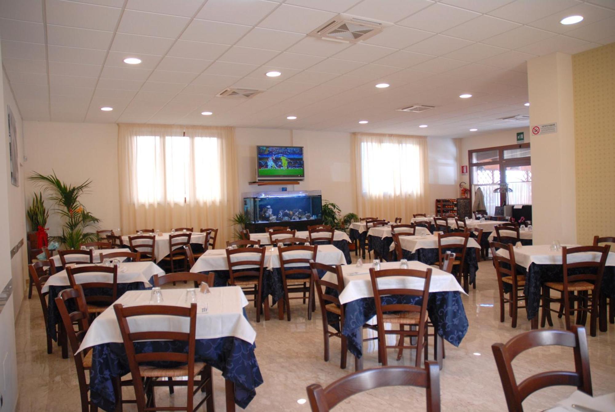 Hotel Iacone Кьети Экстерьер фото