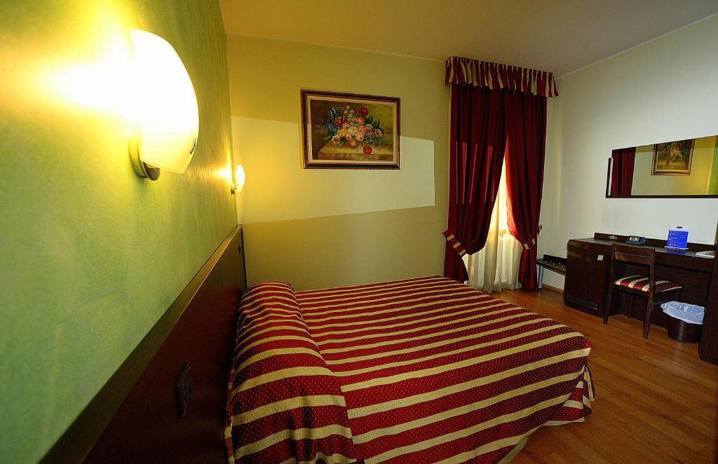 Hotel Iacone Кьети Экстерьер фото