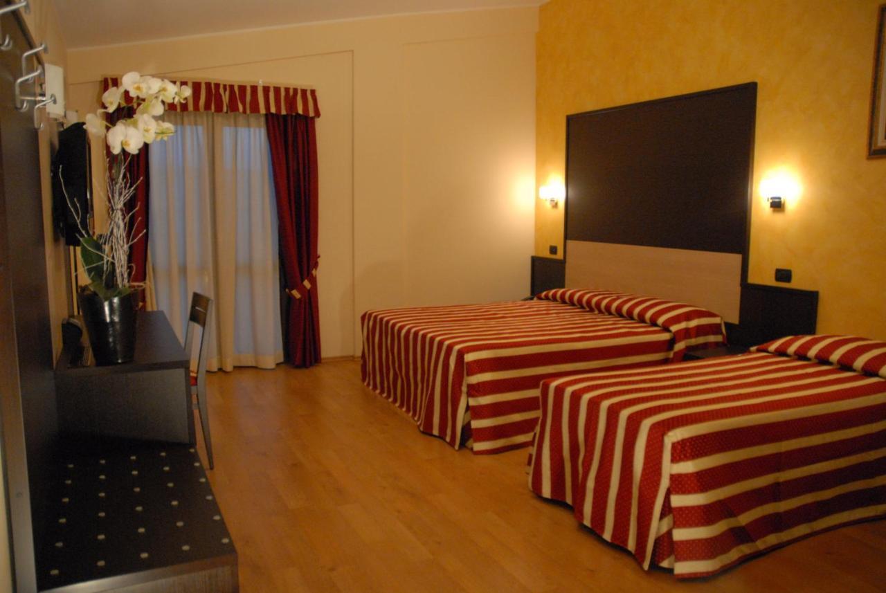 Hotel Iacone Кьети Номер фото